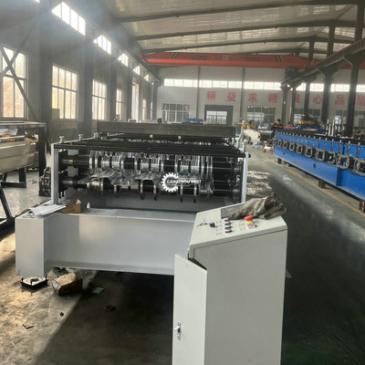 YX1000 0.3-1.2 মিমি ফ্লোর ডেক স্টিল প্রোফাইল রোল ফর্মিং মেশিন 380VAC তুরস্কের বাজারের জন্য