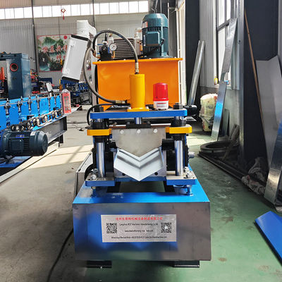 চকচকে টাইল রিজ ক্যাপ রোল তৈরি মেশিনের সাথে মেটাল রিজ ছাদ