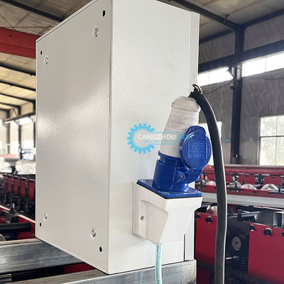 আমেরিকা সম্পূর্ণ স্বয়ংক্রিয় এবং উচ্চ-দক্ষ 400 মিমি রিজ ক্যাপ রোল ফর্মিং মেশিনের সাথে জনপ্রিয়