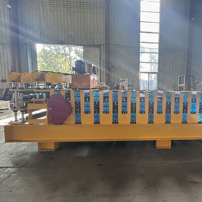 পিপিজিআই & জিআই স্টিল থ্রি লেয়ার ছাদ শীট রোল ফর্মিং মেশিন উত্পাদন লাইন