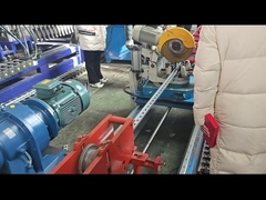 উড়ন্ত কাটিয়া হাইড্রোলিক Punching গর্ত উচ্চ গতি Unistruct সি চ্যানেল রোল গঠনের মেশিন