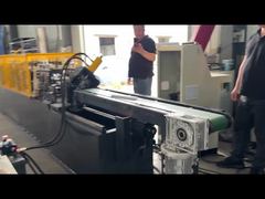 c purlin সঙ্গে খোঁচা গর্ত